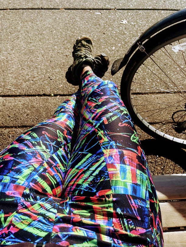 PLASTIC PARTY CUPS - SUPcycled leggings